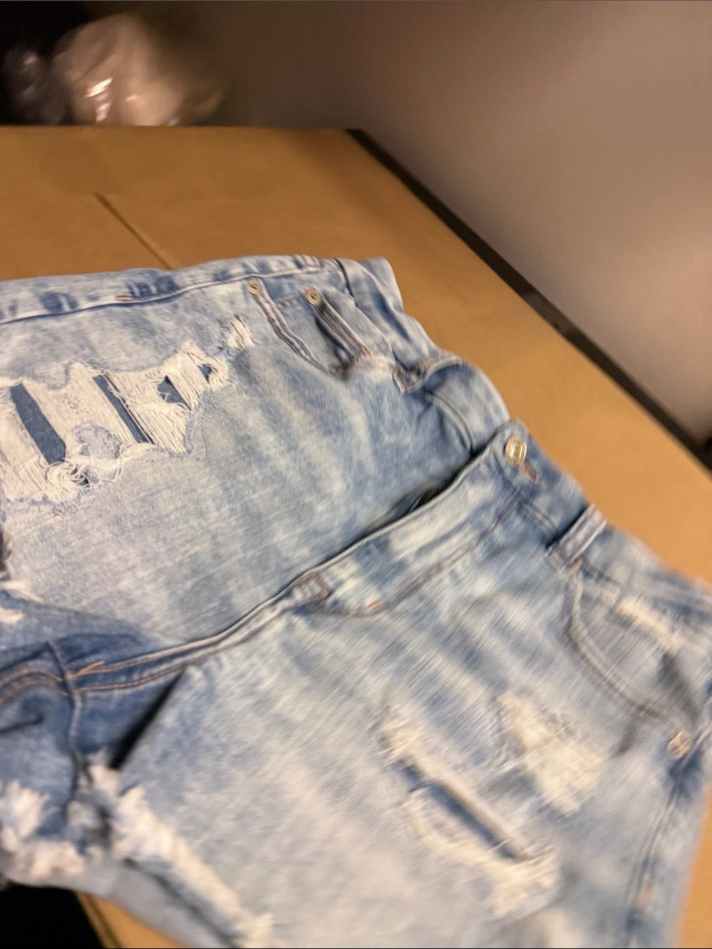 American Eagle Outfitters Light Blue Distressed Boyfriend Jeans